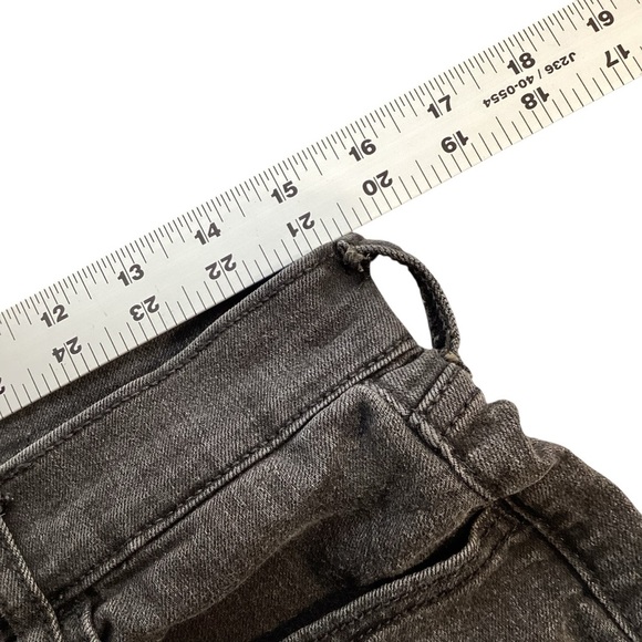 2 Pair Old Navy‎ Cuffed Wow Shorts Size 6 Washed Black & Bright White - Picture 4 of 14